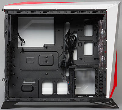 Вид на шасси слева