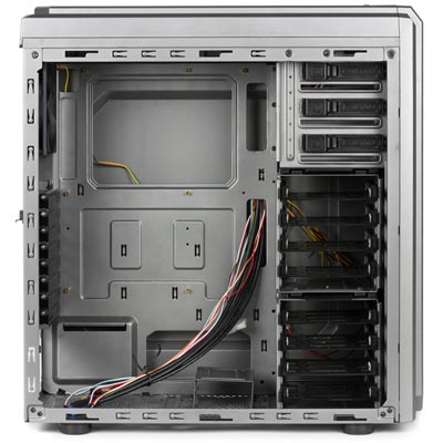 Вид на шасси слева