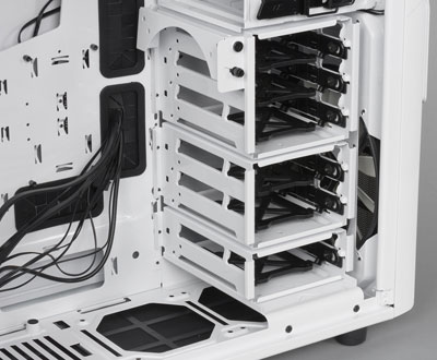 Крепление накопителей