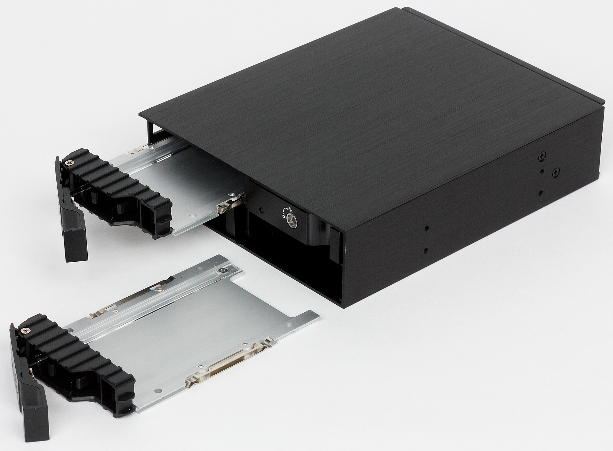 Аксессуары для корпусов компании SilverStone: