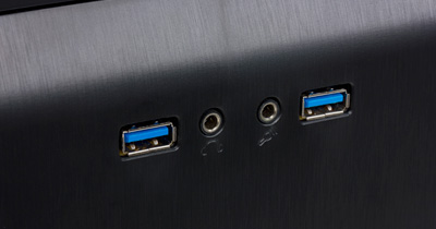 SilverStone PS09, внешние порты