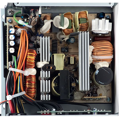 Вид платы блока питания Antec Basiq BP550 Plus - EC