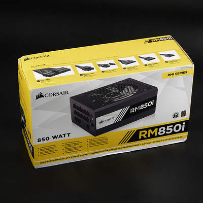 Упаковка блока питания Corsair RM850i