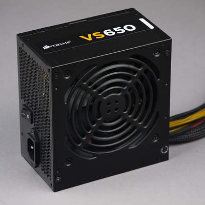 Внешний вид блока питания Corsair VS650