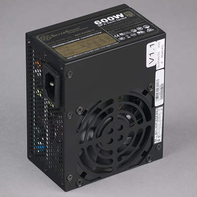 Внешний вид блока питания Silverstone SFX Series SX600-G