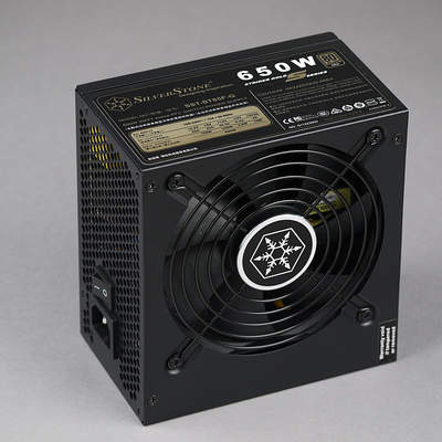 Внешний вид блока питания Silverstone Strider Gold S 650 (SST-ST65F-G)