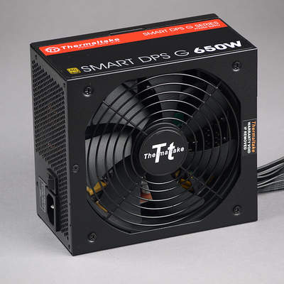 Внешний вид блока питания Thermaltake Smart DPS G 650W Gold (SPG-650DH3CCG)