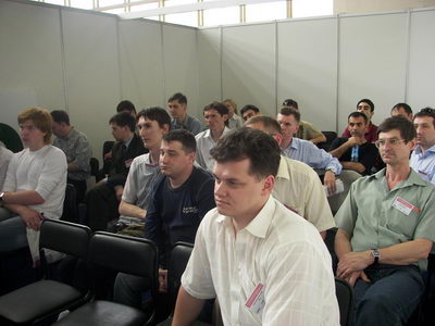 Дружеские и строгие варианты проведения занятий находили свою целевую аудиторию