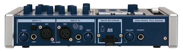 ���������� ������ Roland V-Studio 100