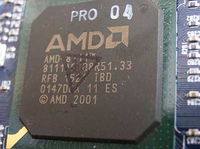 Фото дня: AMD 8000, SledgeHammer ClawHammer живьем