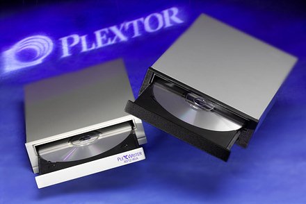 PlexWriter 40/12/40A: теперь доступны две версии