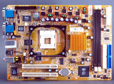 Barebone-набор MJ CUBE: собери себе Pentium 4 кубик