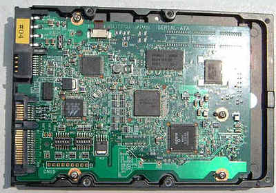 DFI на Computex 2002: плюс Serial ATA