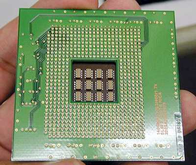 Intel Xeon MP для 4/8 процессорных систем - в Японии