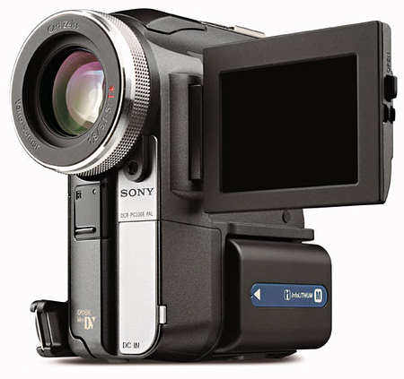 Handycam DCR-PC330: цифровая видеокамера Sony с 3-мегапиксельной CCD
