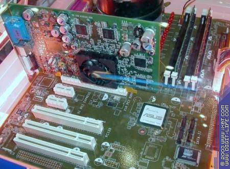 Наши на Computex 2003, стенд ASUS Computer (продолжение): ПК на чипе LGA755 (Prescott)