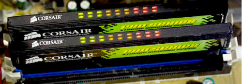Corsair XMS Pro Series DDR: новые модули памяти со светодиодной индикацией