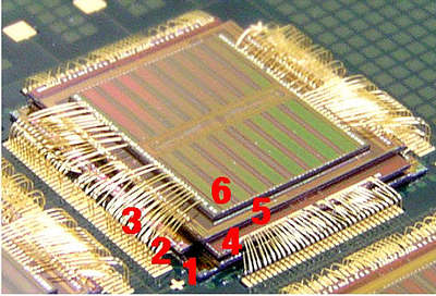 Samsung начнет поставки 8-Гбит MCP-микросхем флэш-памяти