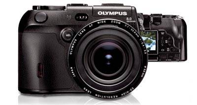 PMA 2004: 8-Мп цифровая камера Olympus C-8080 Wide Zoom