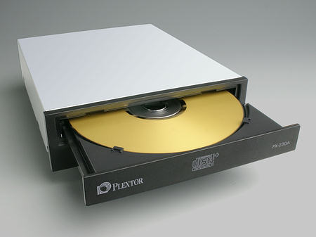 PX-130A и PX-230A: DVD-ROM и CD-RW приводы Plextor