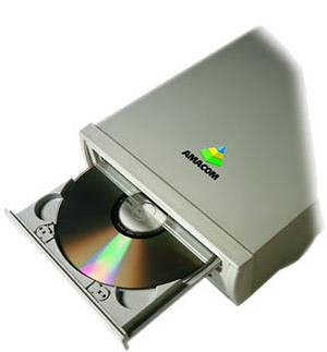 Amacom выпускает внешний USB 2.0 16х DVD-привод