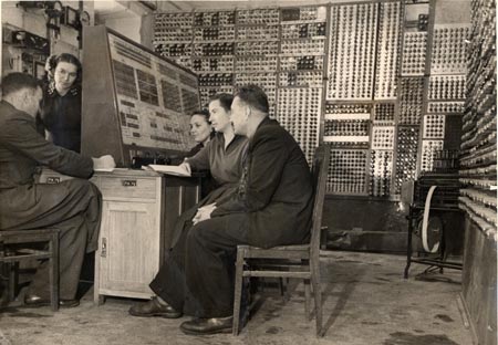 60 лет назад в СССР был создан первый в континентальной Европе программируемый компьютер — МЭСМ