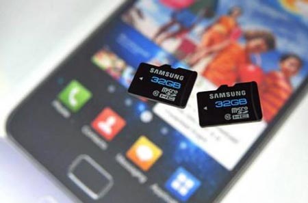 У Samsung готова карта памяти microSDHC Class 10 объемом 32 ГБ