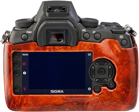 Sigma отделывает камеру SD1 шпоном капа амбойны