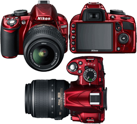 Камера Nikon D3100 в корпусе красного цвета