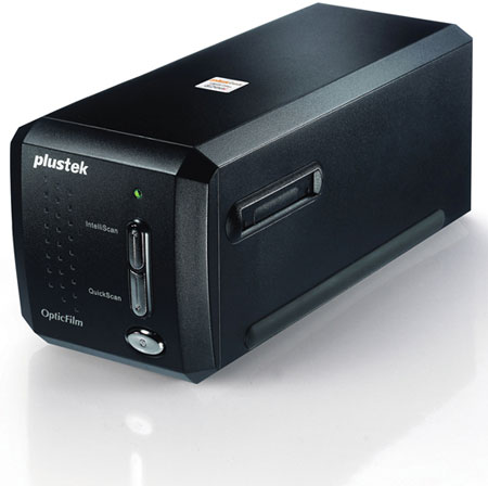 Ассортимент Plustek пополнили сканеры 35-миллиметровой пленки OpticFilm 8100, 8200i SE и 8200i Ai