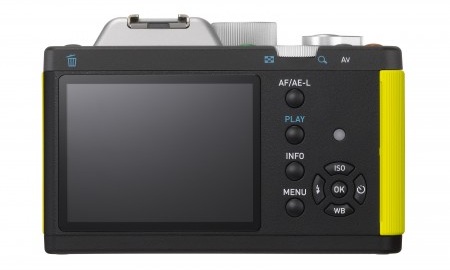 Беззеркальная камера Pentax K-01