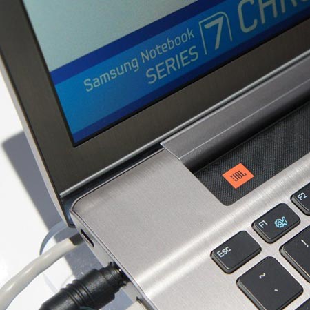 CES 2012: 17-дюймовый ноутбук Samsung Series 7 Chronos