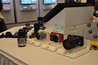 По оценке производителей, рынок беззеркальных камер со сменной оптикой за год вырастет на 20%