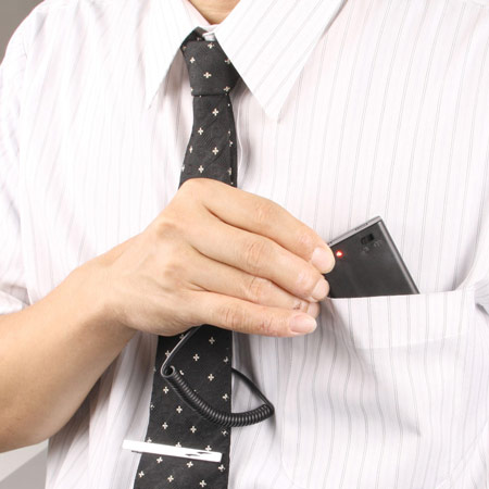 Thanko предлагает крепить персональный вентилятор к галстуку