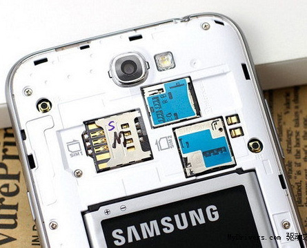 Samsung Galaxy Note II для китайского рынка: в наличии два слота для SIM-карт