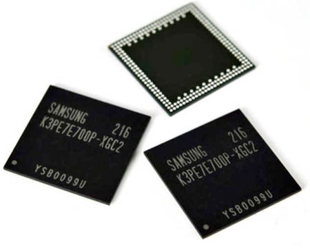 В корпусе одной микросхемы объемом 2 ГБ заключено четыре чипа LPDDR3
