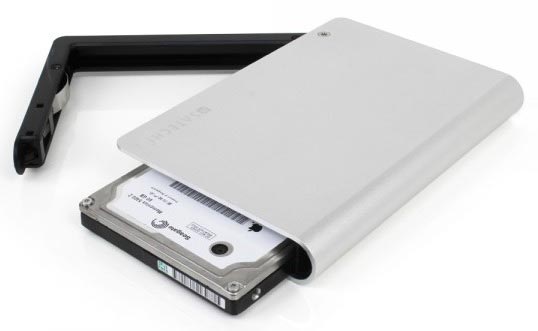 Satechi выпускает алюминиевый корпус для внешнего накопителя с интерфейсами USB 3.0 и eSATA