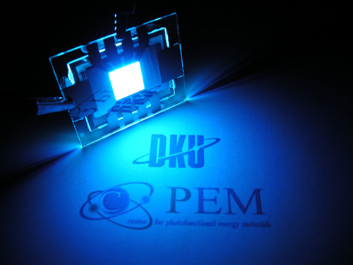 Специалисты DKU работают над созданием синих OLED с 2008 года
