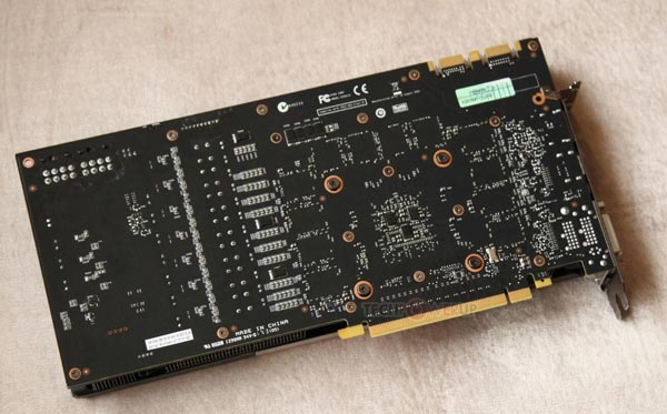 Значения тактовых частот компонентов 3D-карт EVGA GeForce GTX 780 Classified и GTX 770 Classified производитель не раскрывает