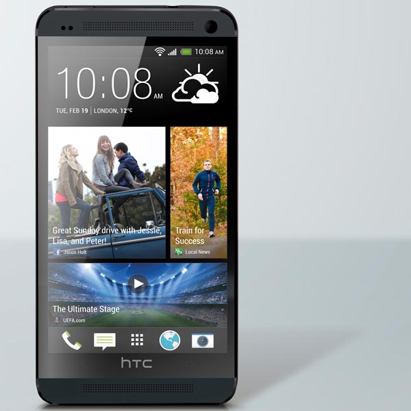 Смартфон HTC One Dual Sim поддерживает две активные карты SIM