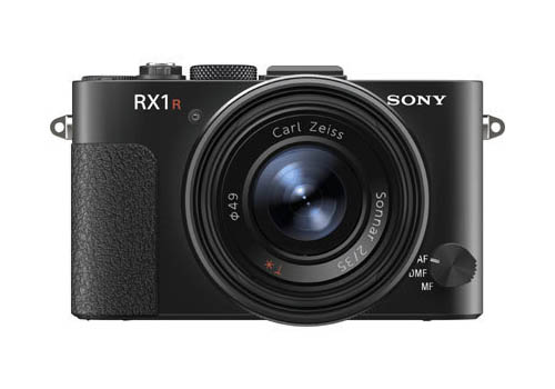 Цены, спецификации и первые изображения камер Sony RX1R и RX100MII появились накануне их официальной премьеры