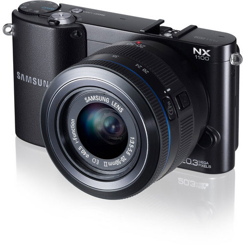 Представлена беззеркальная камера Samsung NX1100 формата APS-C 