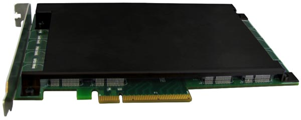 Scorpion Deluxe PCIe SSD выпускаются объемом 240, 480, 960 и 1920 ГБ