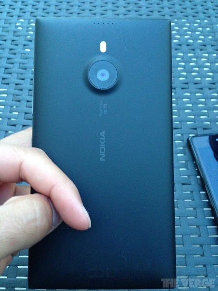 Nokia Lumia 1520 (Nokia Bandit)