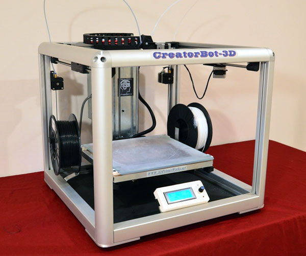 CreatorBot — первый двухцветный 3D-принтер «промышленного уровня»