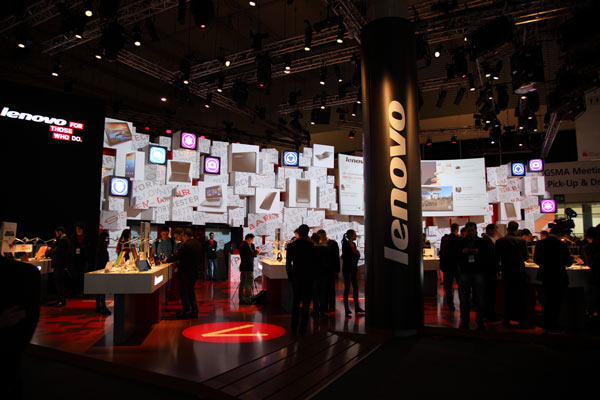 Компания Lenovo привезла на MWC 2014 смартфоны и ультрабук