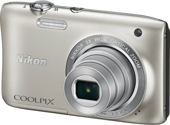 Камера Nikon Coolpix S2900 размерами 95 x 59 x 20 мм весит 119 г