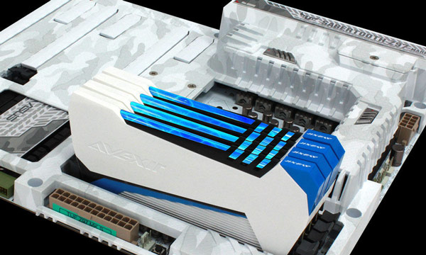 Модули Avexir Raiden предложены в вариантах DDR3-1866 и DDR3-2400 объемом 4 и 8 ГБ