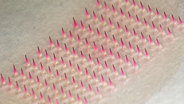 В технологическом институте Джорджии разработали пластырь с микроиглами, предназначенный для прививок