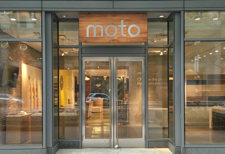 Motorola открывает первый фирменный магазин